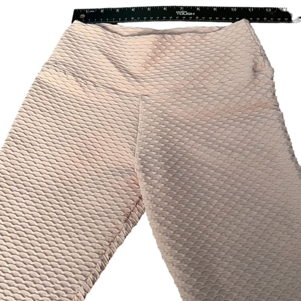Booty Brabants small ballet pink 7/8 textured leggings fits multiple sizes - Picture 2 of 5